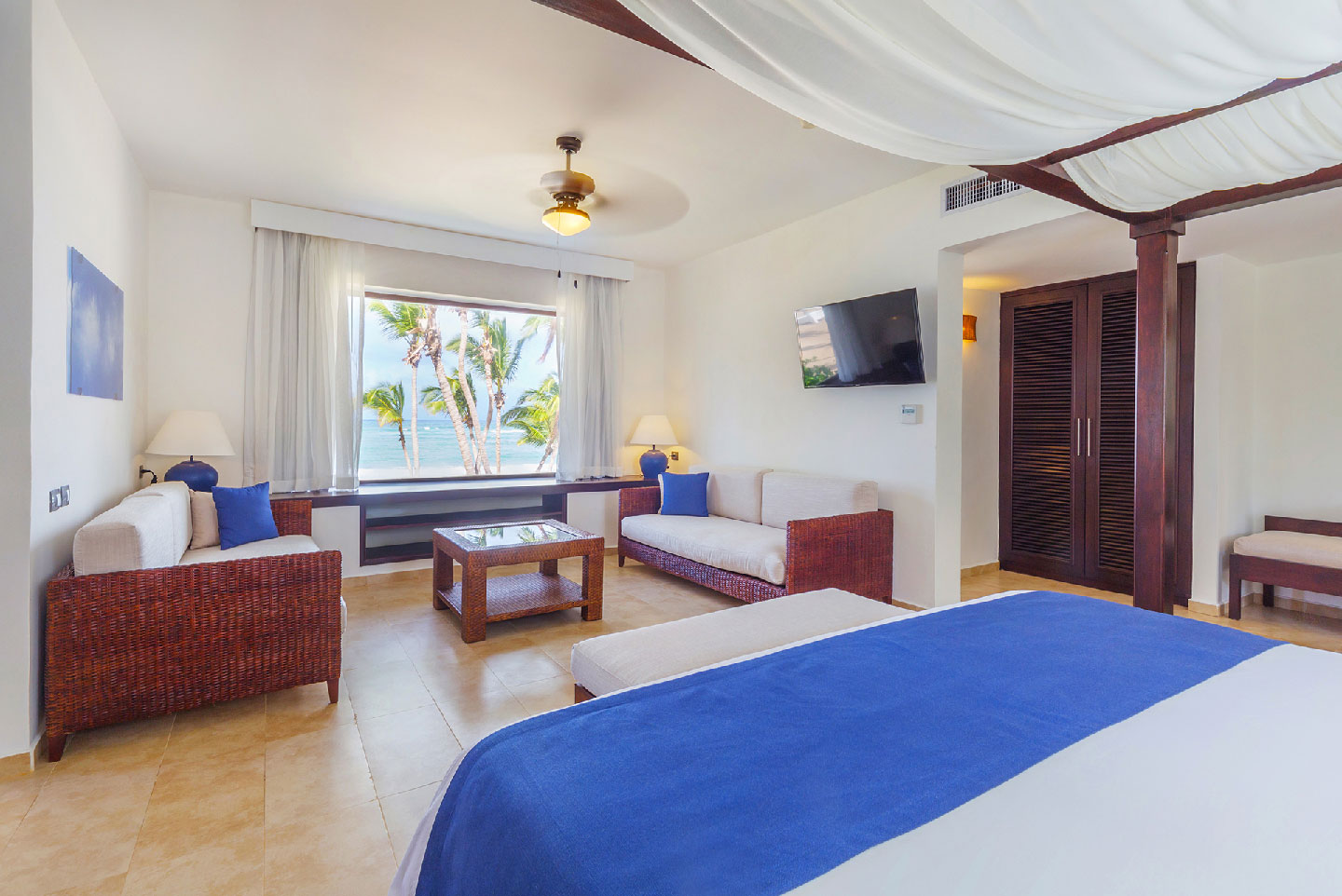 Premium Ocean Front Junior Suite Le Sivory Punta Cana by